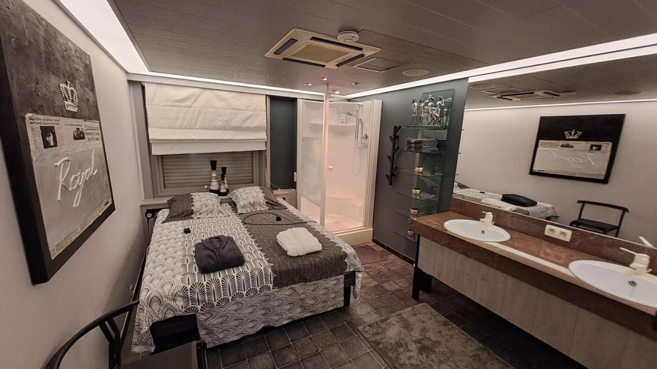 Beautyd Grey Room Centrum Gullegem 베벨겜 외부 사진